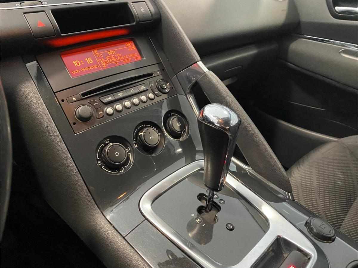peugeot-3008-1-6-e-hdi-2015-diesel-1560cc