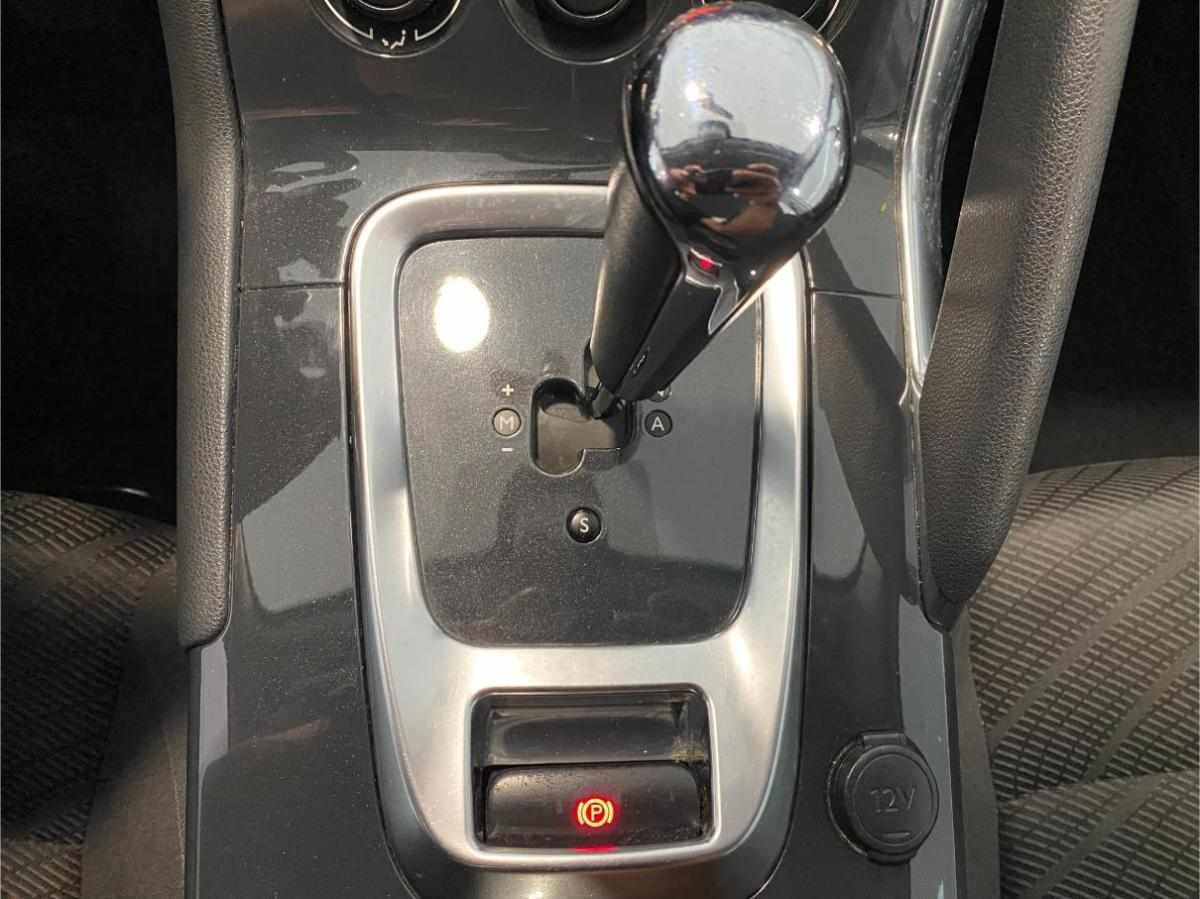 peugeot-3008-1-6-e-hdi-2015-diesel-1560cc