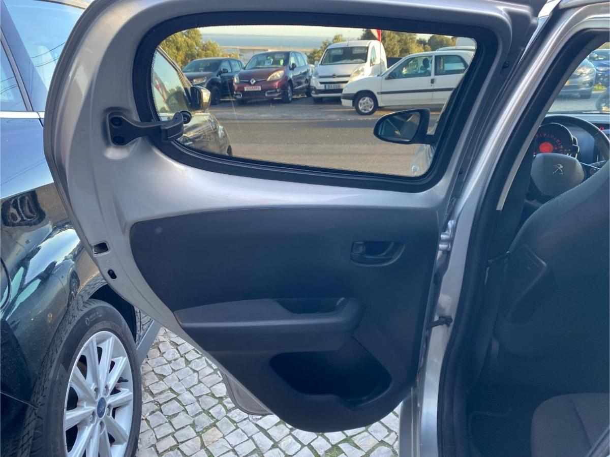 peugeot-108-1-0-vti-2018-gasolina-998cc