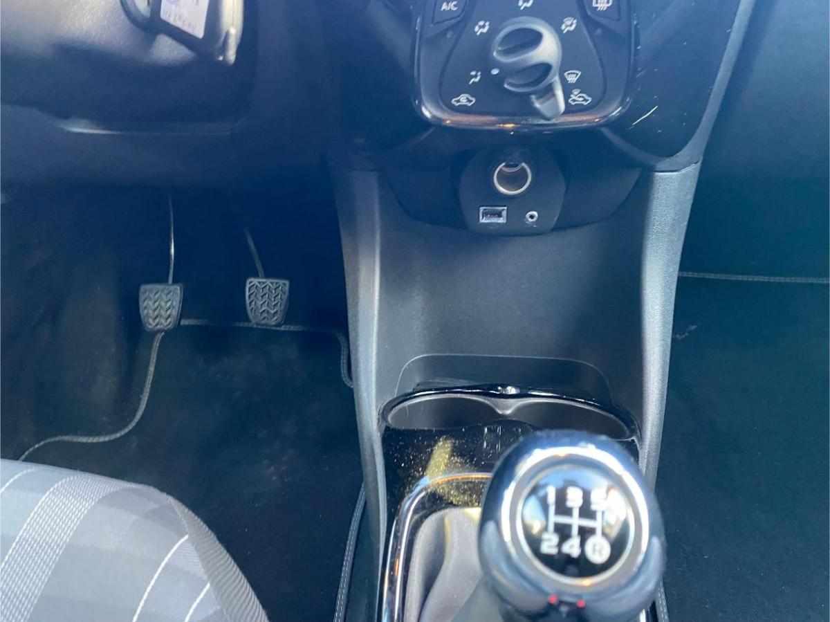 peugeot-108-1-0-vti-2018-gasolina-998cc
