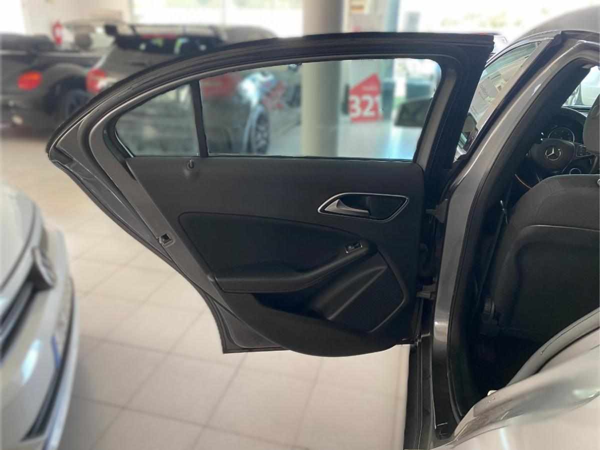 mercedes-benz-classe-a-a-180-d-blueefficiency-2016-diesel-1461cc