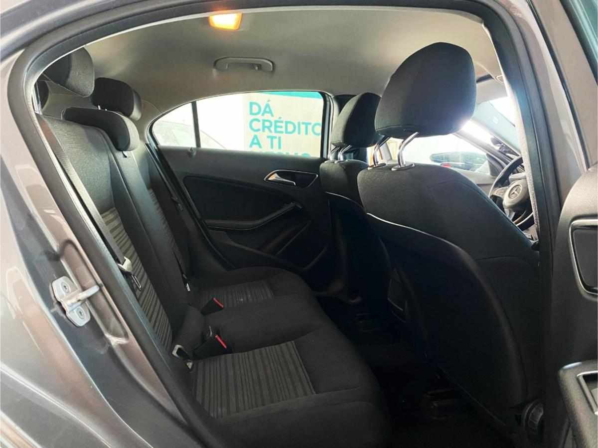 mercedes-benz-classe-a-a-180-d-blueefficiency-2016-diesel-1461cc