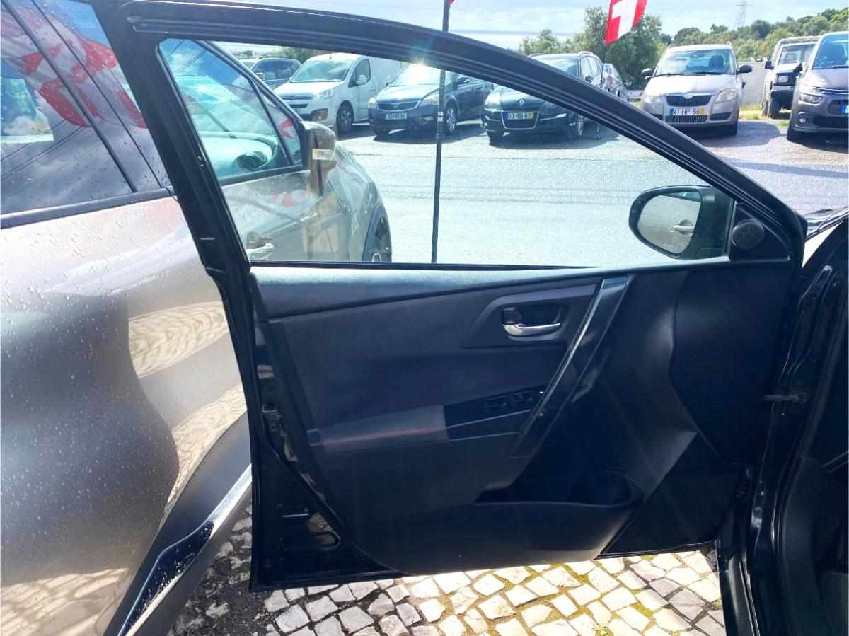 toyota-auris-1-4-d-4d-2015-diesel-1364cc