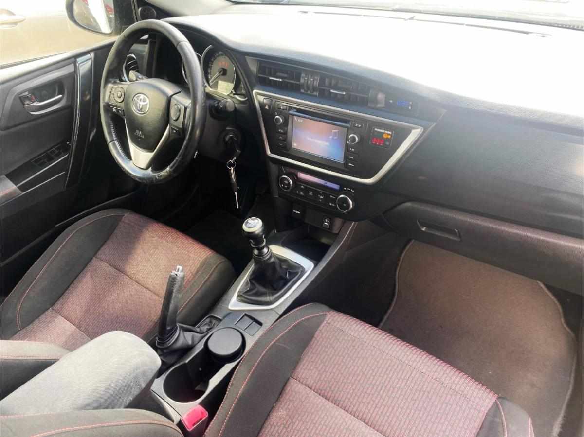 toyota-auris-1-4-d-4d-2015-diesel-1364cc