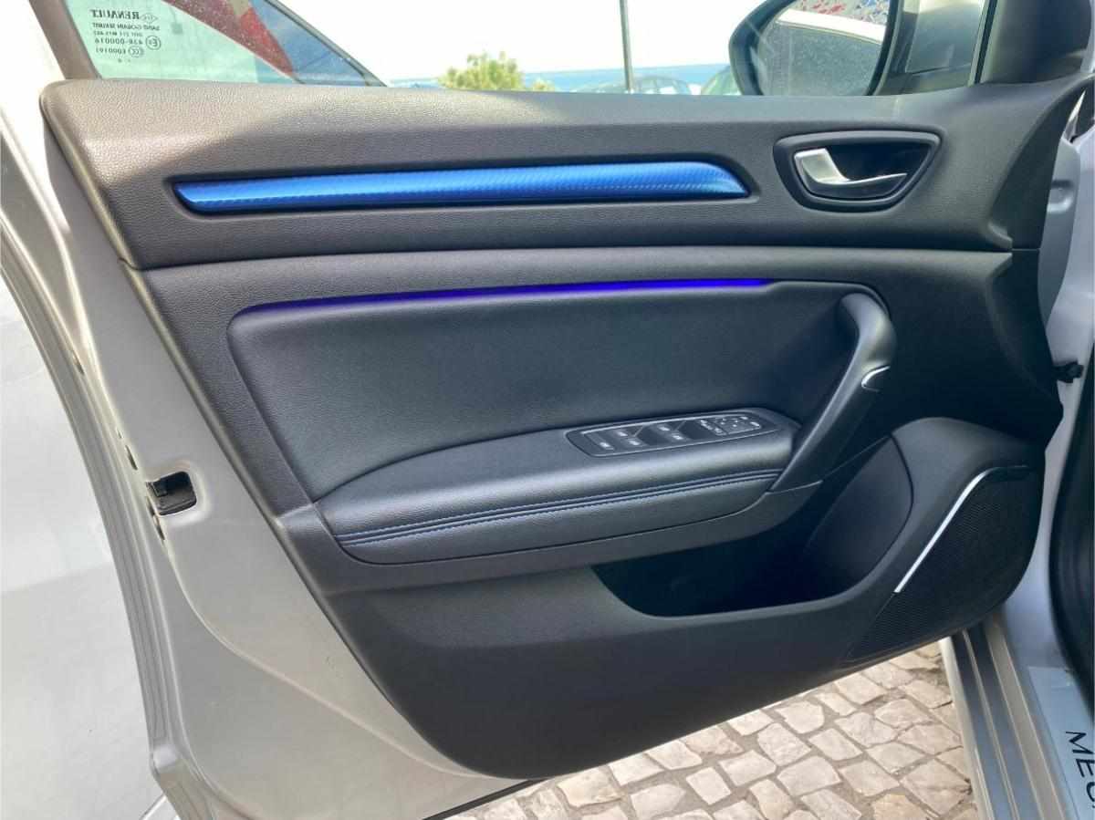 renault-megane-sport-tourer-2020-diesel-1461cc