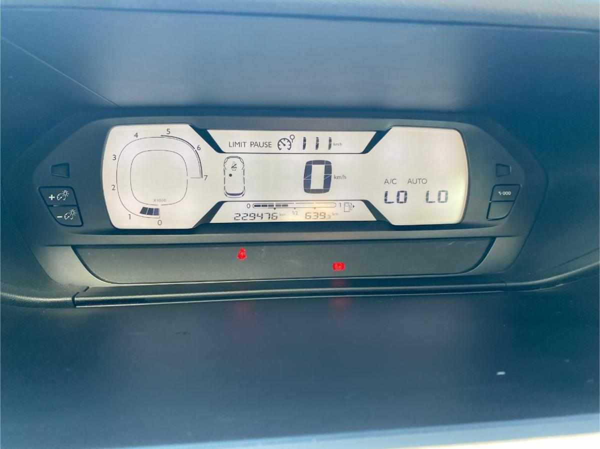 citroen-c4-picasso-1-6-bluehdi-2017-diesel-1560cc