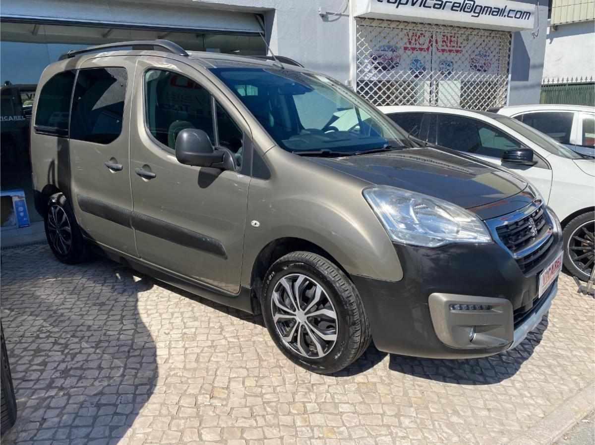 peugeot-partner-2017-gasolina-1199cc