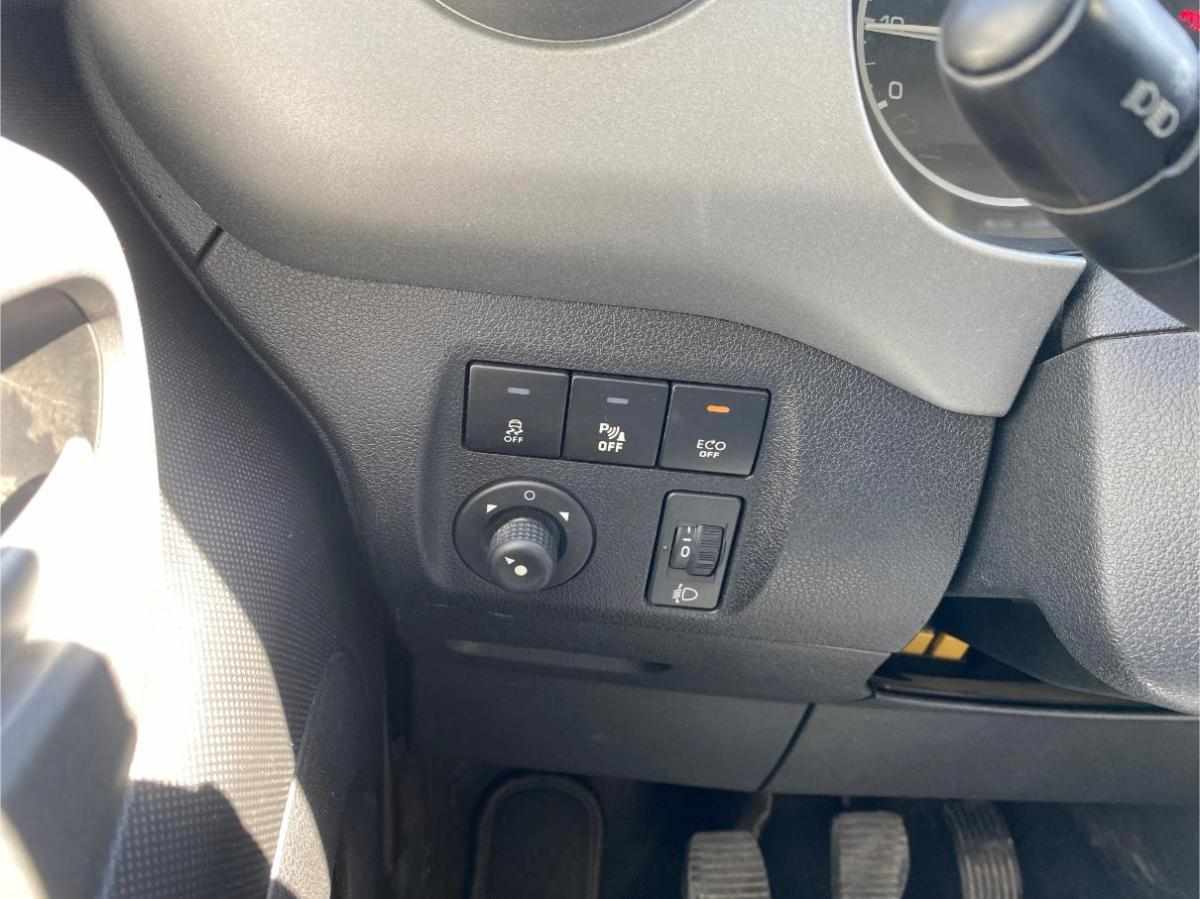 peugeot-partner-2017-gasolina-1199cc