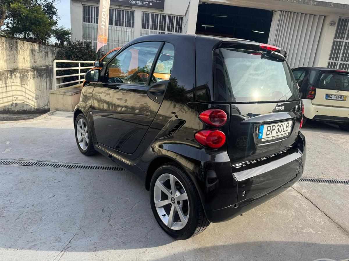 smart-fortwo-0-8-cdi-2011-diesel-799cc