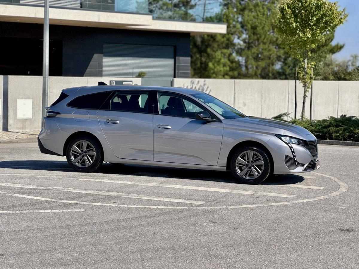 peugeot-308-sw-2022-gasolina-1199cc