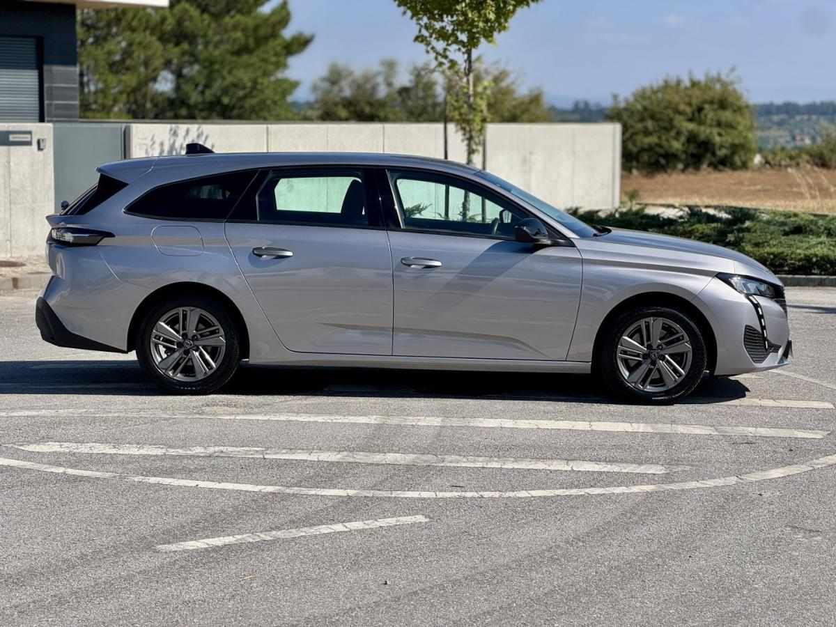 peugeot-308-sw-2022-gasolina-1199cc