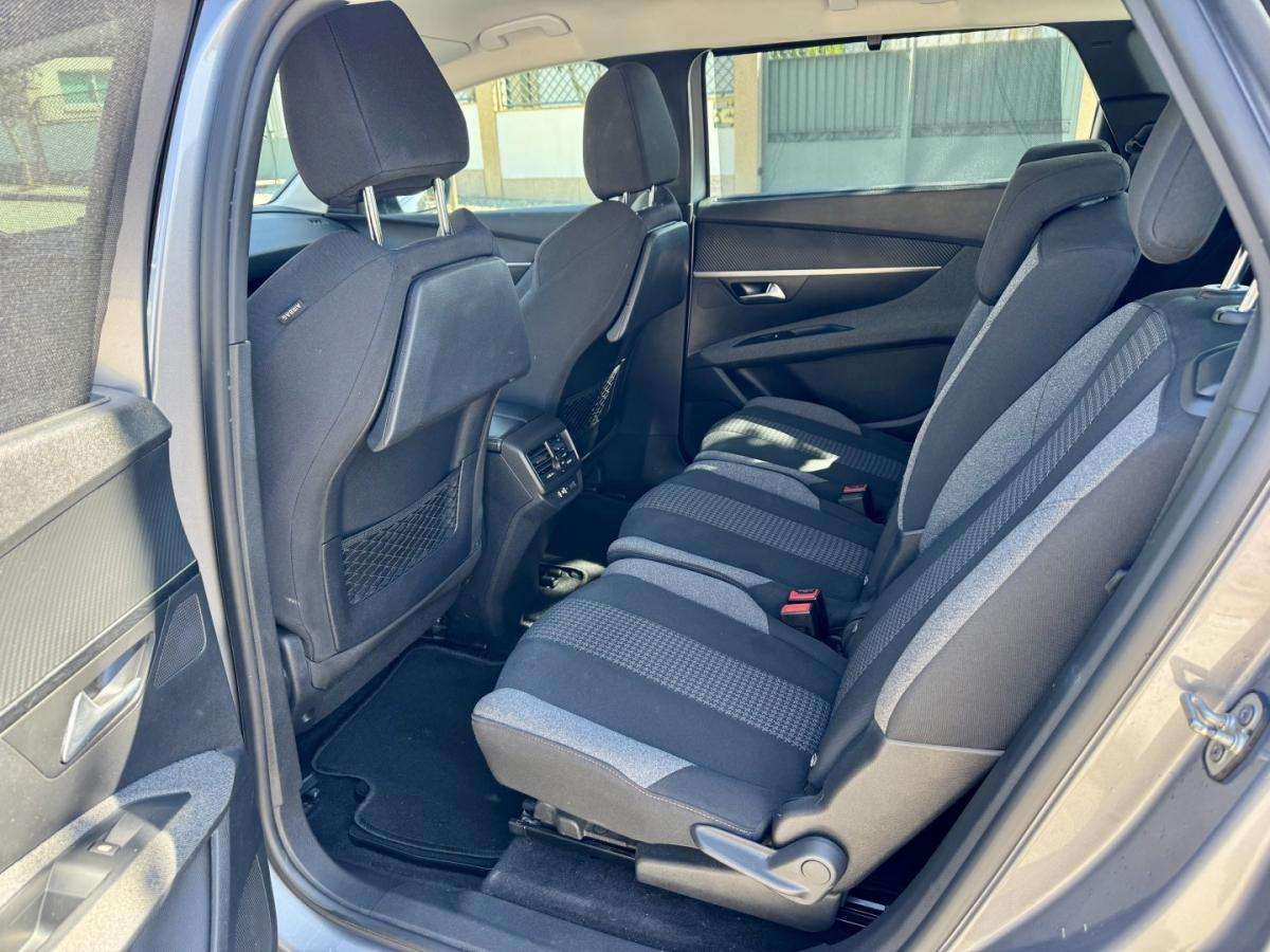 peugeot-5008-2022-diesel-1499cc