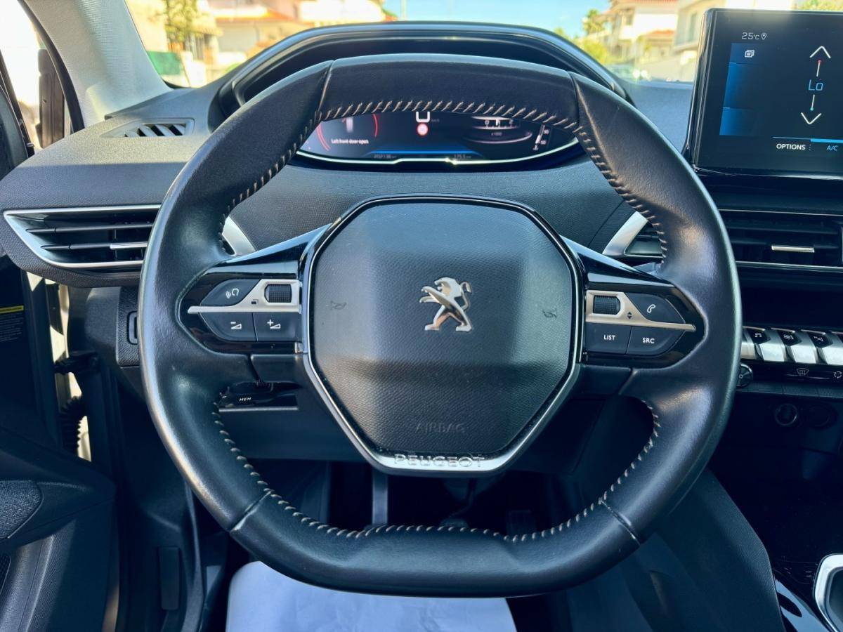 peugeot-5008-2022-diesel-1499cc