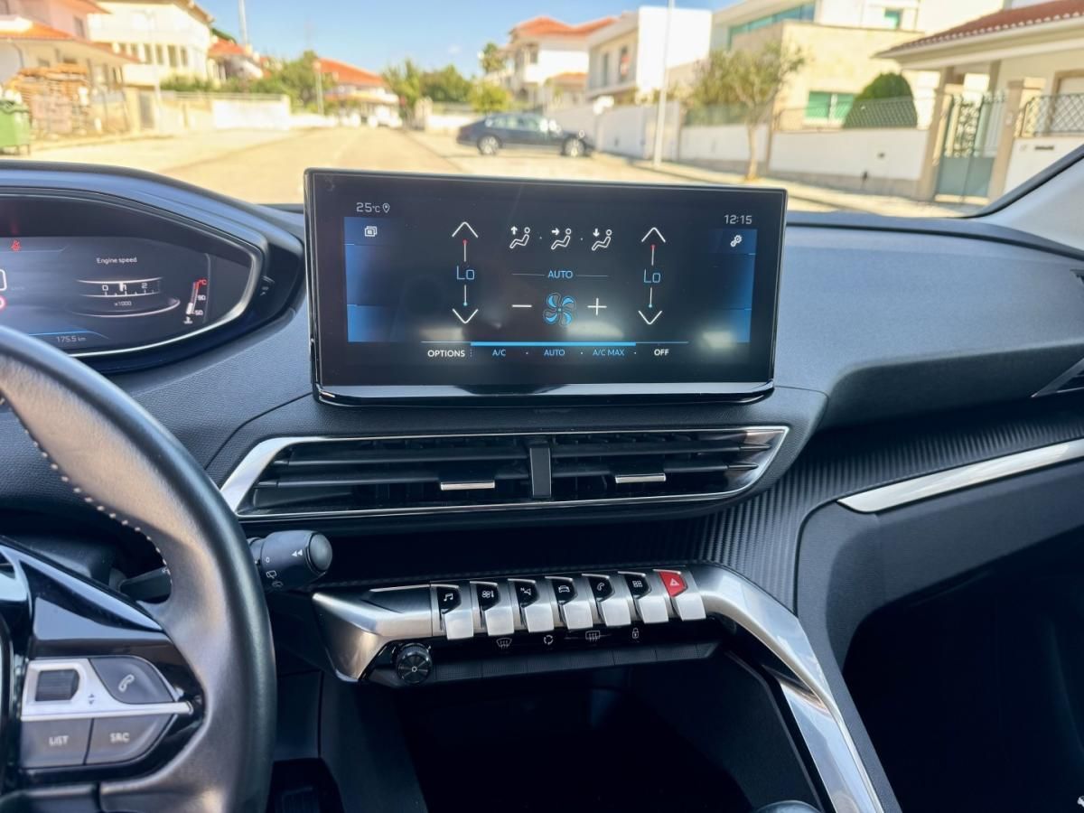 peugeot-5008-2022-diesel-1499cc