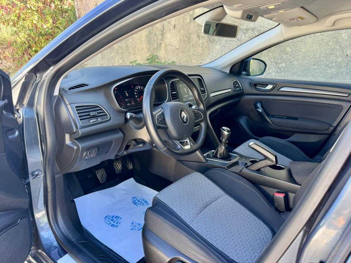 renault-megane-sport-tourer-2021-diesel-1461cc