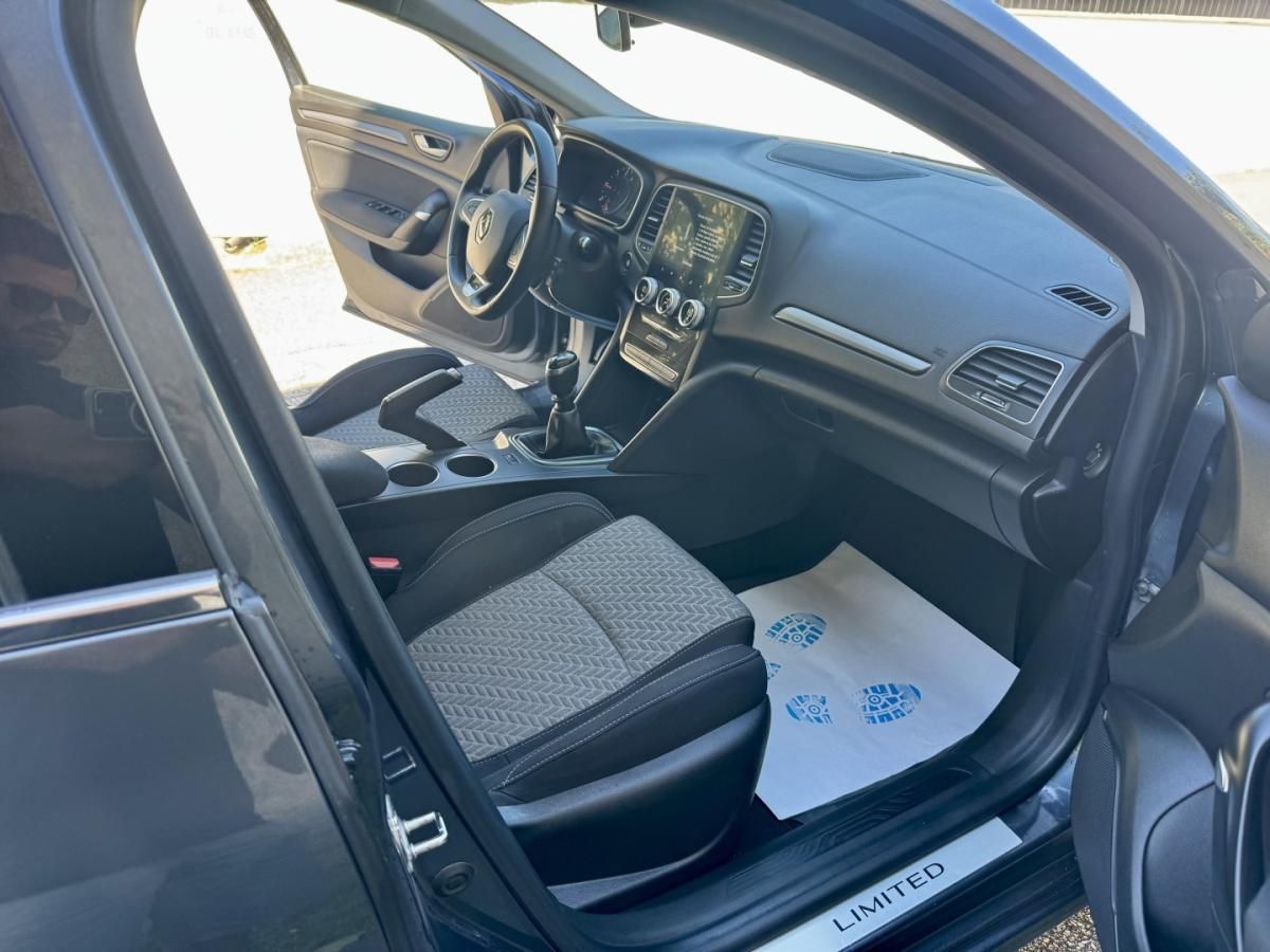 renault-megane-sport-tourer-2021-diesel-1461cc