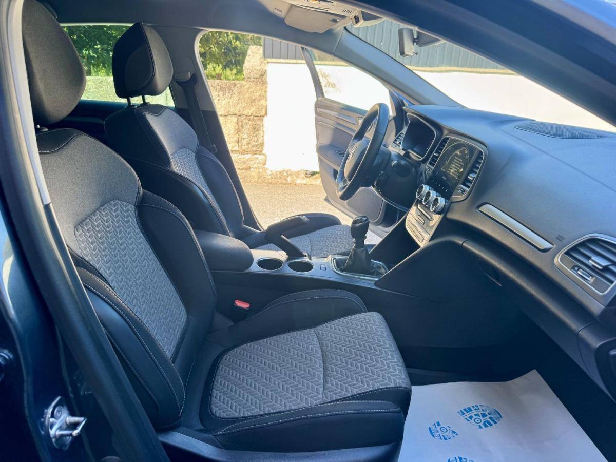 renault-megane-sport-tourer-2021-diesel-1461cc