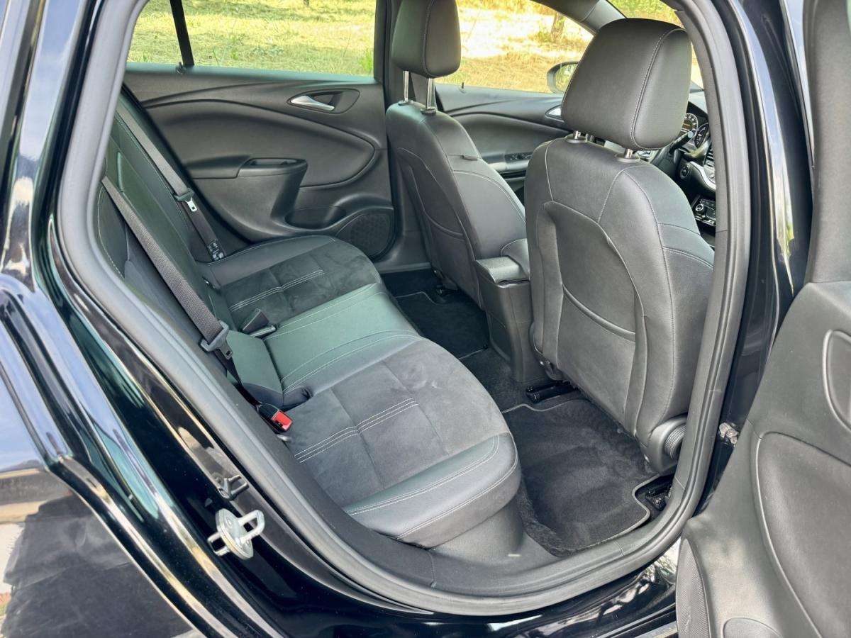opel-astra-2022-diesel-1496cc