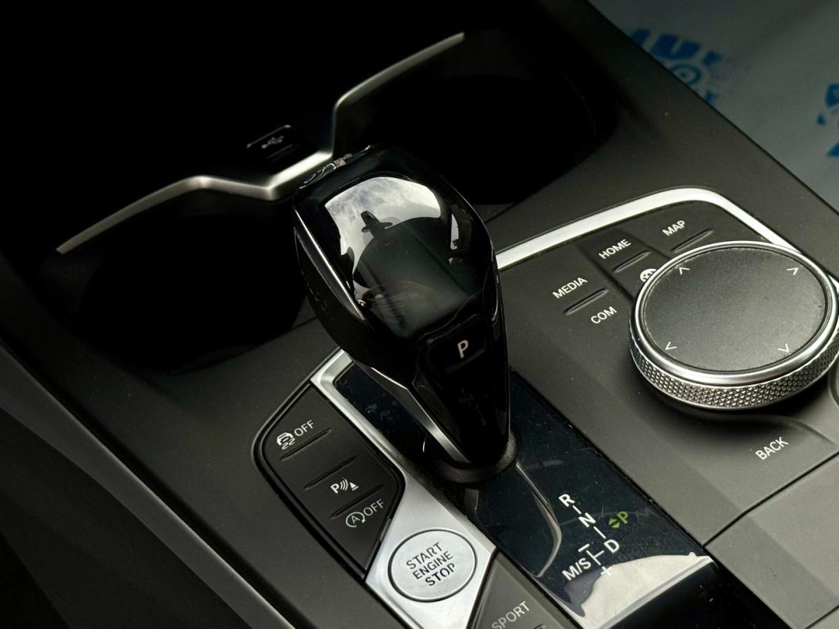 bmw-serie-1-2021-diesel-1496cc