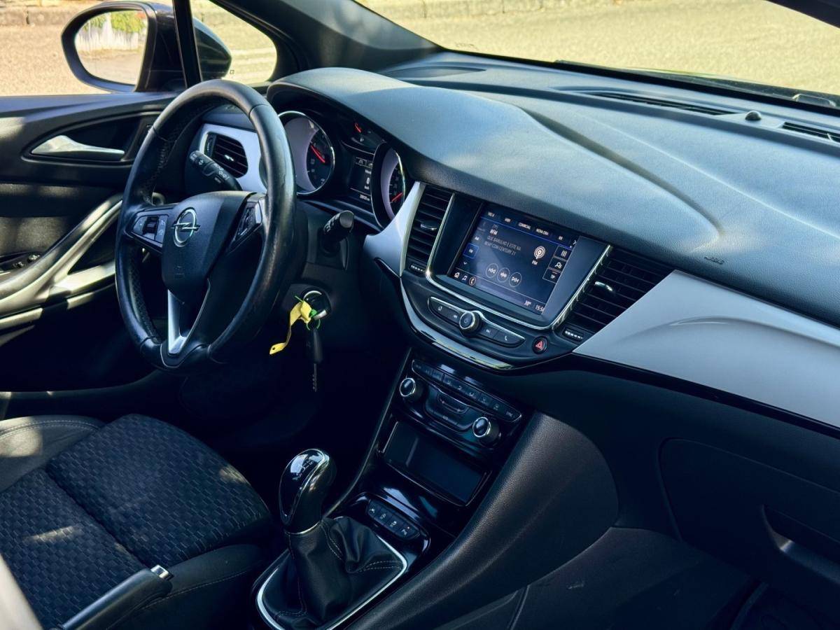 opel-astra-2020-diesel-1496cc