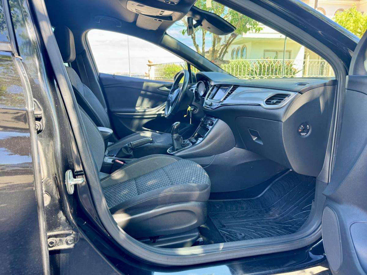 opel-astra-2020-diesel-1496cc