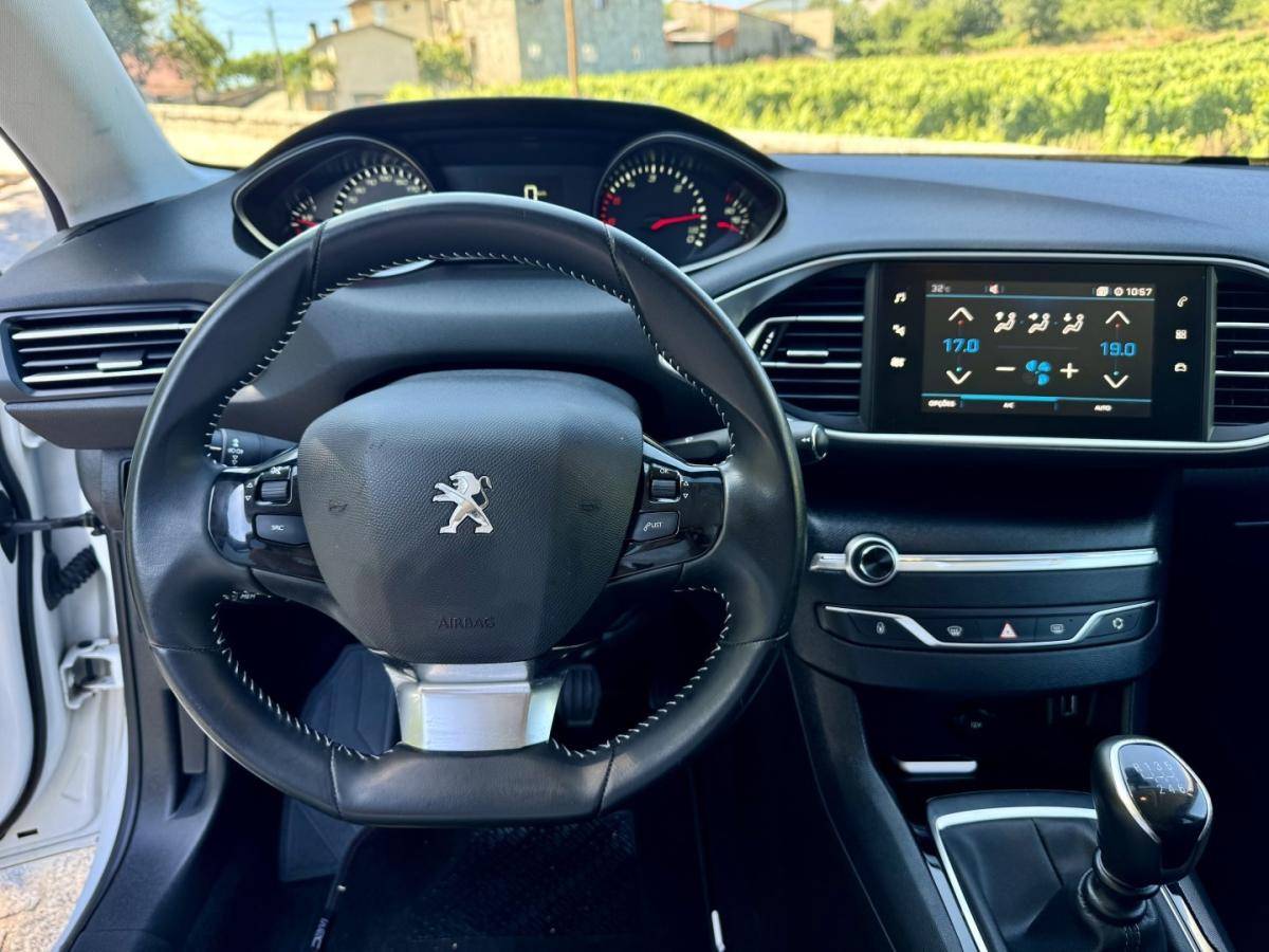 peugeot-308-sw-2020-diesel-1499cc