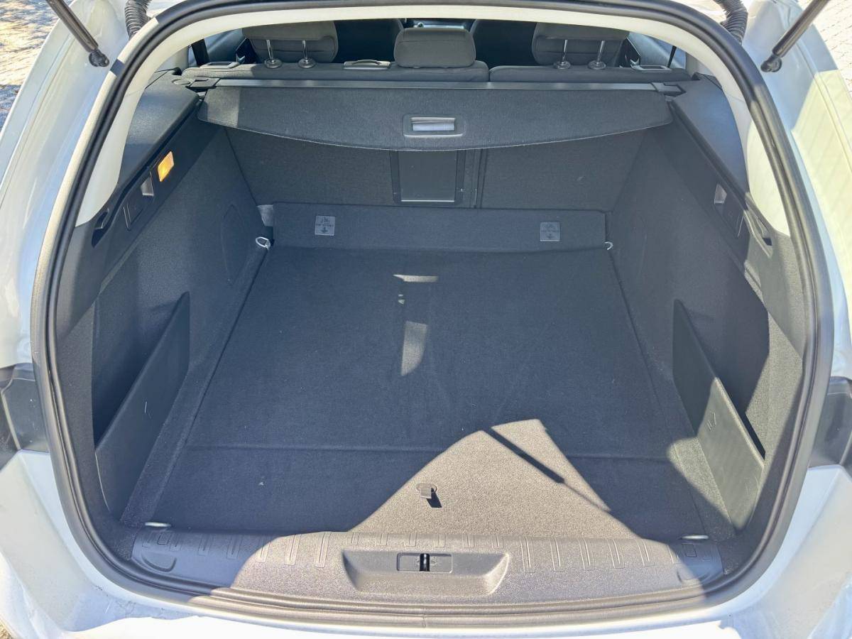 peugeot-308-sw-2020-diesel-1499cc