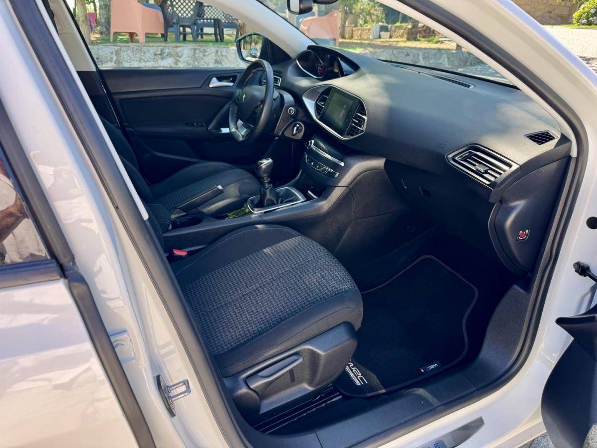 peugeot-308-sw-2020-diesel-1499cc