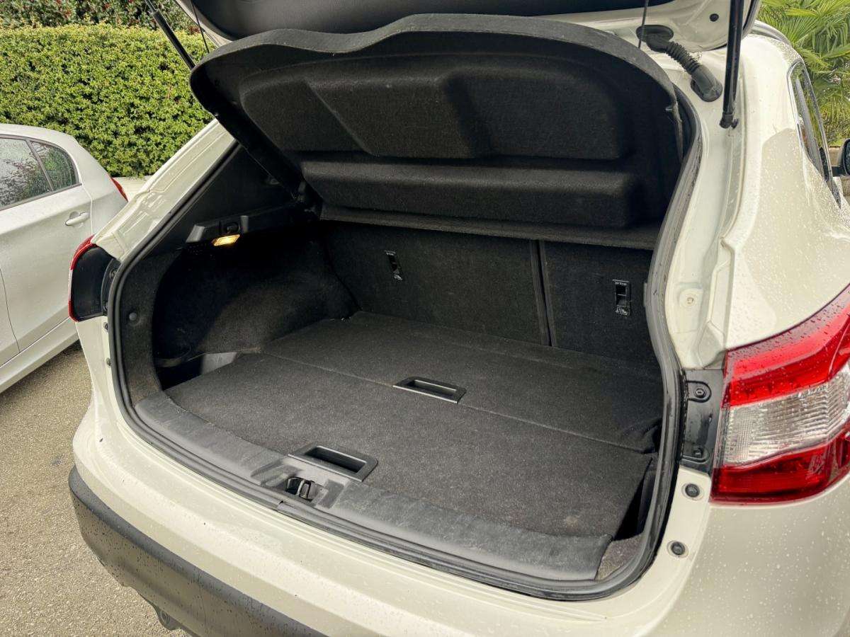nissan-qashqai-2015-diesel-1600cc
