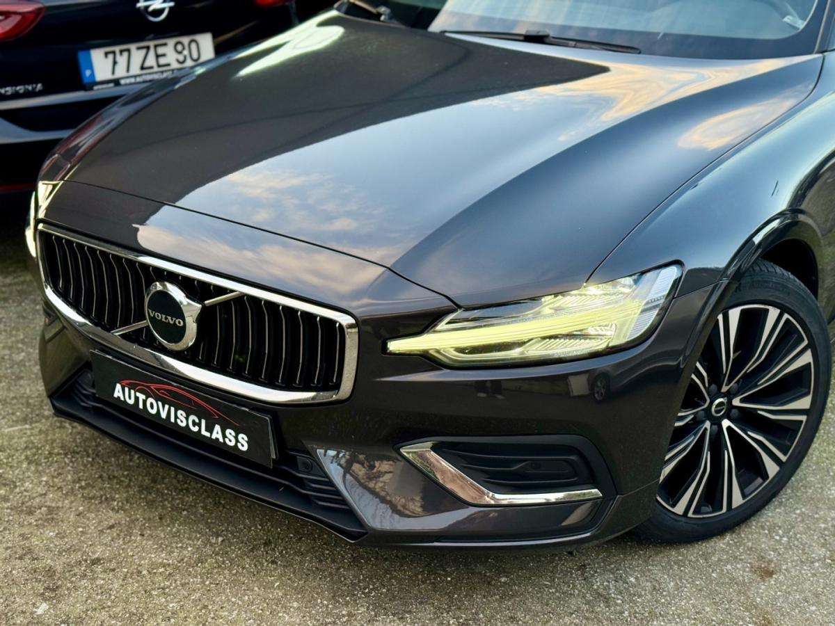 volvo-v60-2022-diesel-1969cc