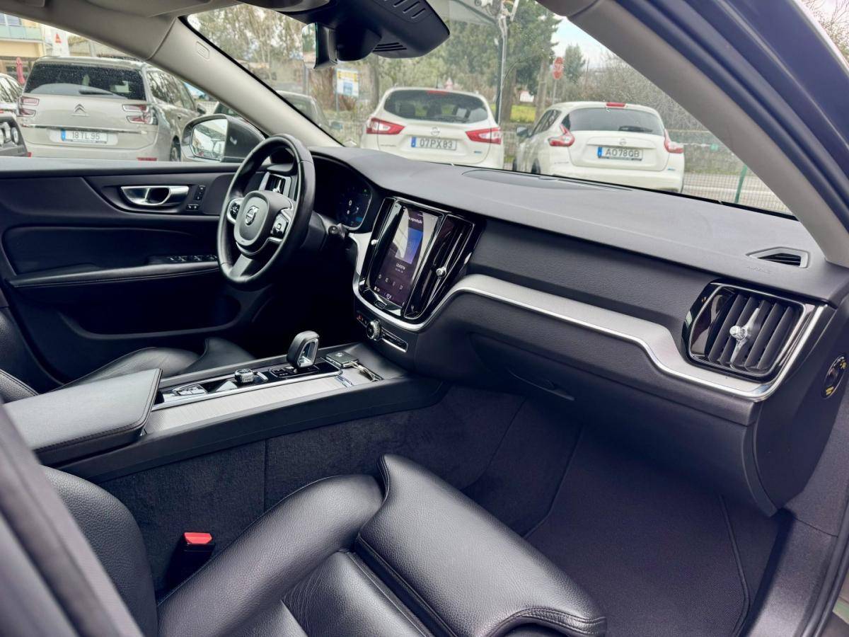 volvo-v60-2022-diesel-1969cc