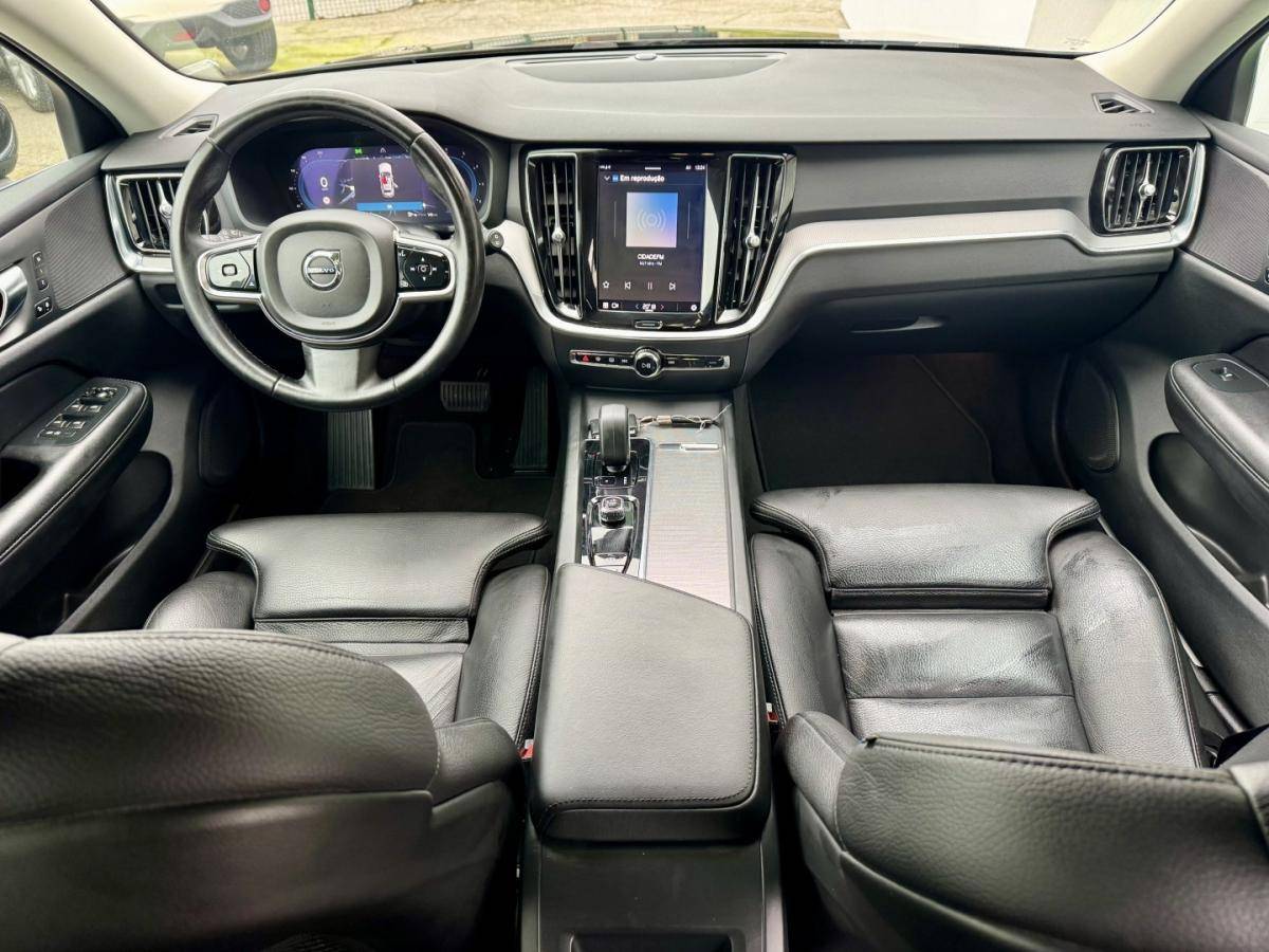 volvo-v60-2022-diesel-1969cc