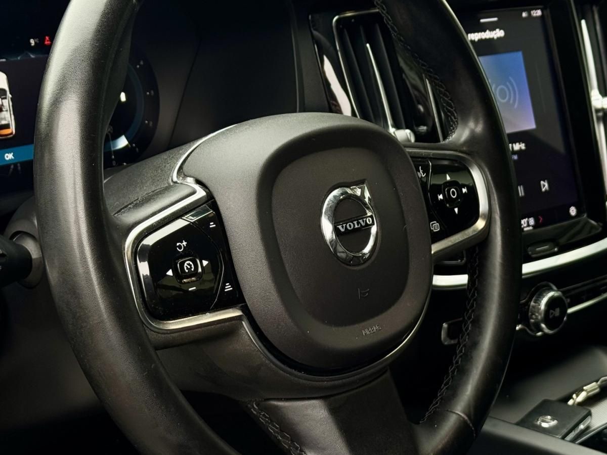 volvo-v60-2022-diesel-1969cc