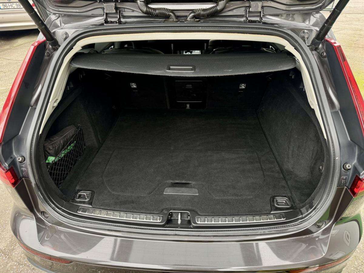 volvo-v60-2022-diesel-1969cc