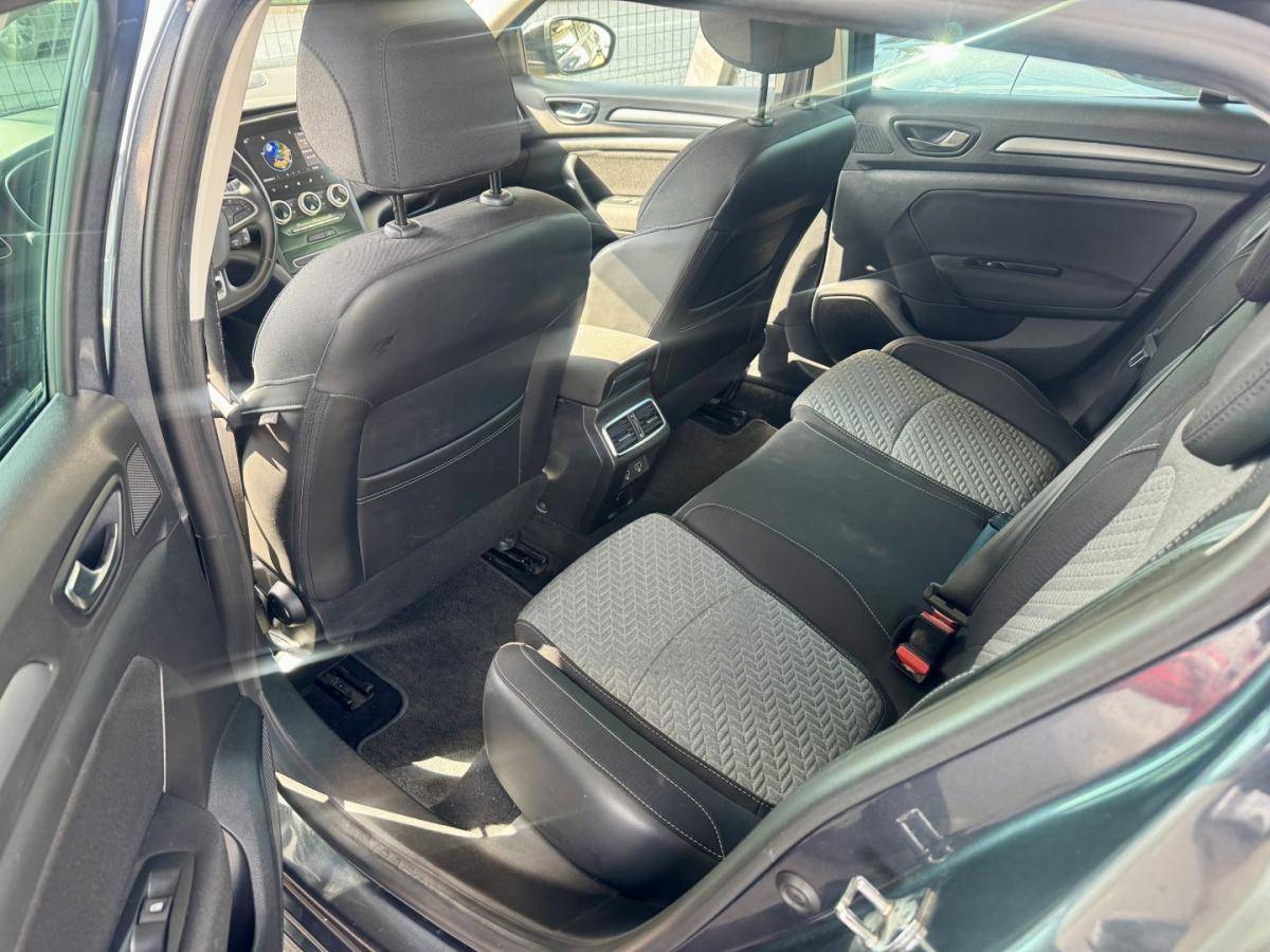 renault-megane-sport-tourer-2022-hibrido-1598cc