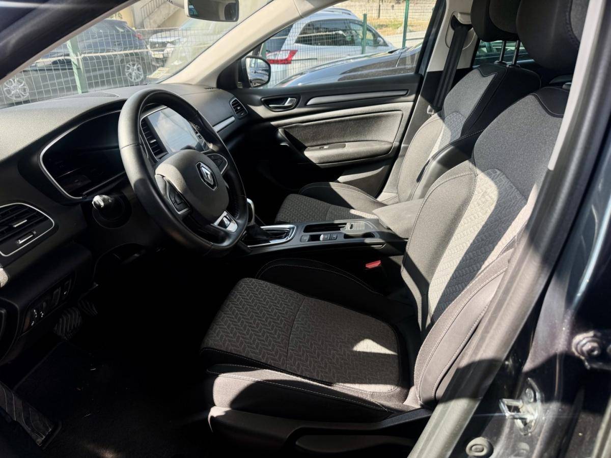renault-megane-sport-tourer-2022-hibrido-1598cc