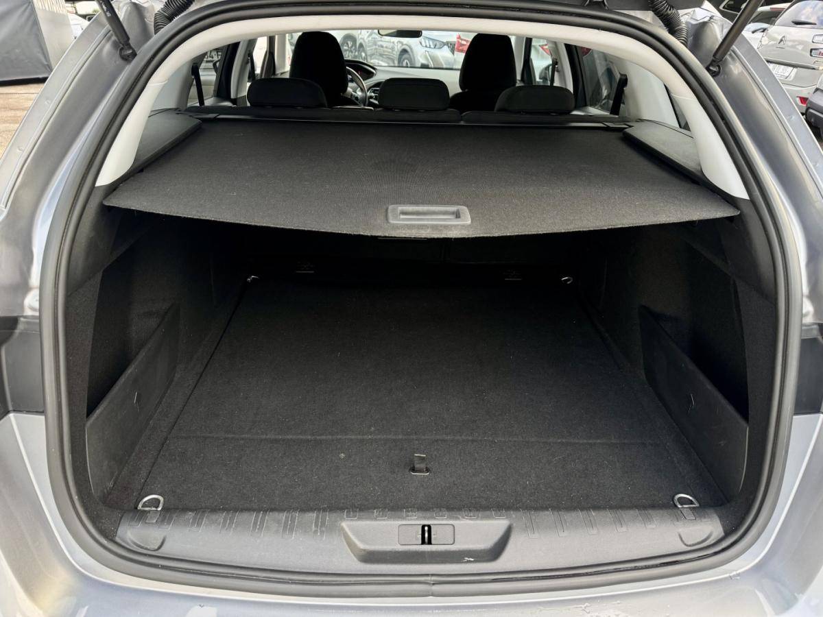 peugeot-308-sw-2020-diesel-1499cc