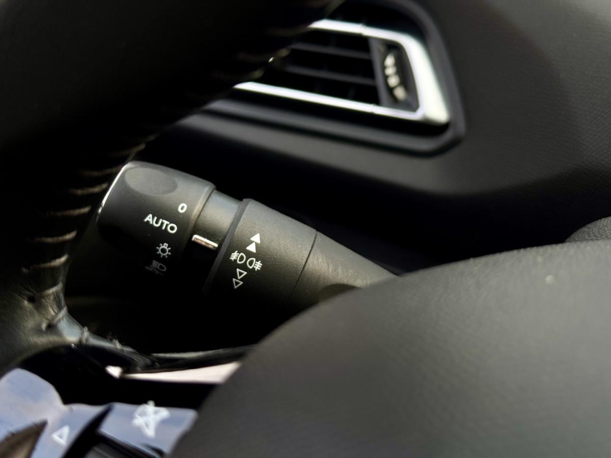 peugeot-308-sw-2020-diesel-1499cc