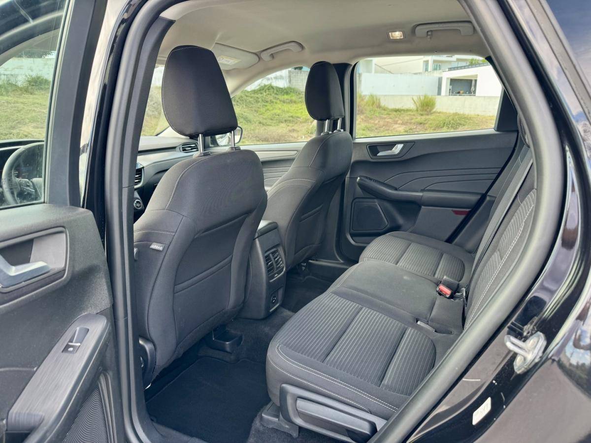 ford-kuga-2022-diesel-1499cc