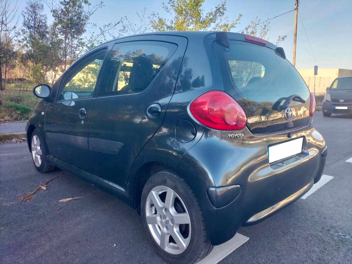 toyota-aygo-1-0-vvt-i-2008-gasolina-998cc