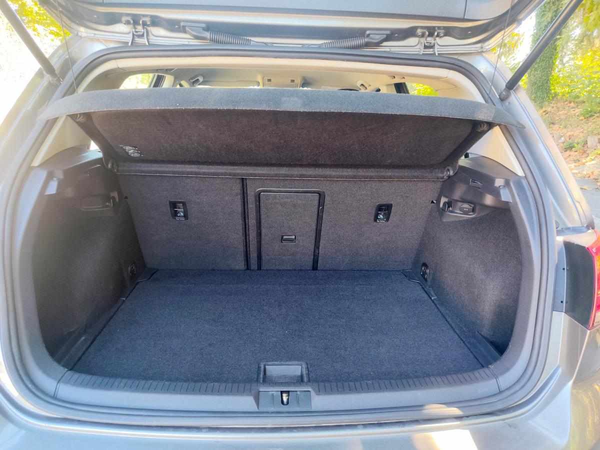 volkswagen-golf-1-6-tdi-2014-diesel-1598cc