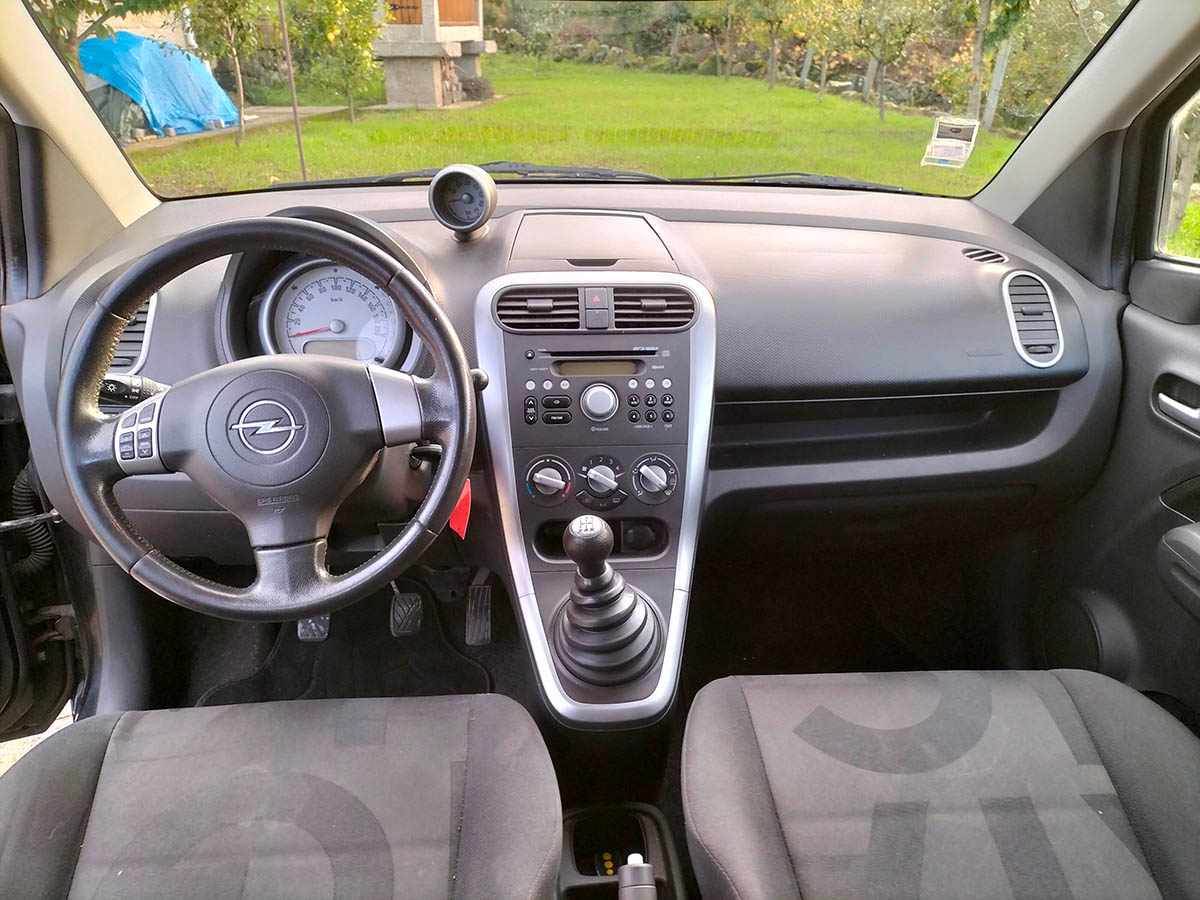 opel-agila-1-0-ecoflex-2011-gasolina-996cc
