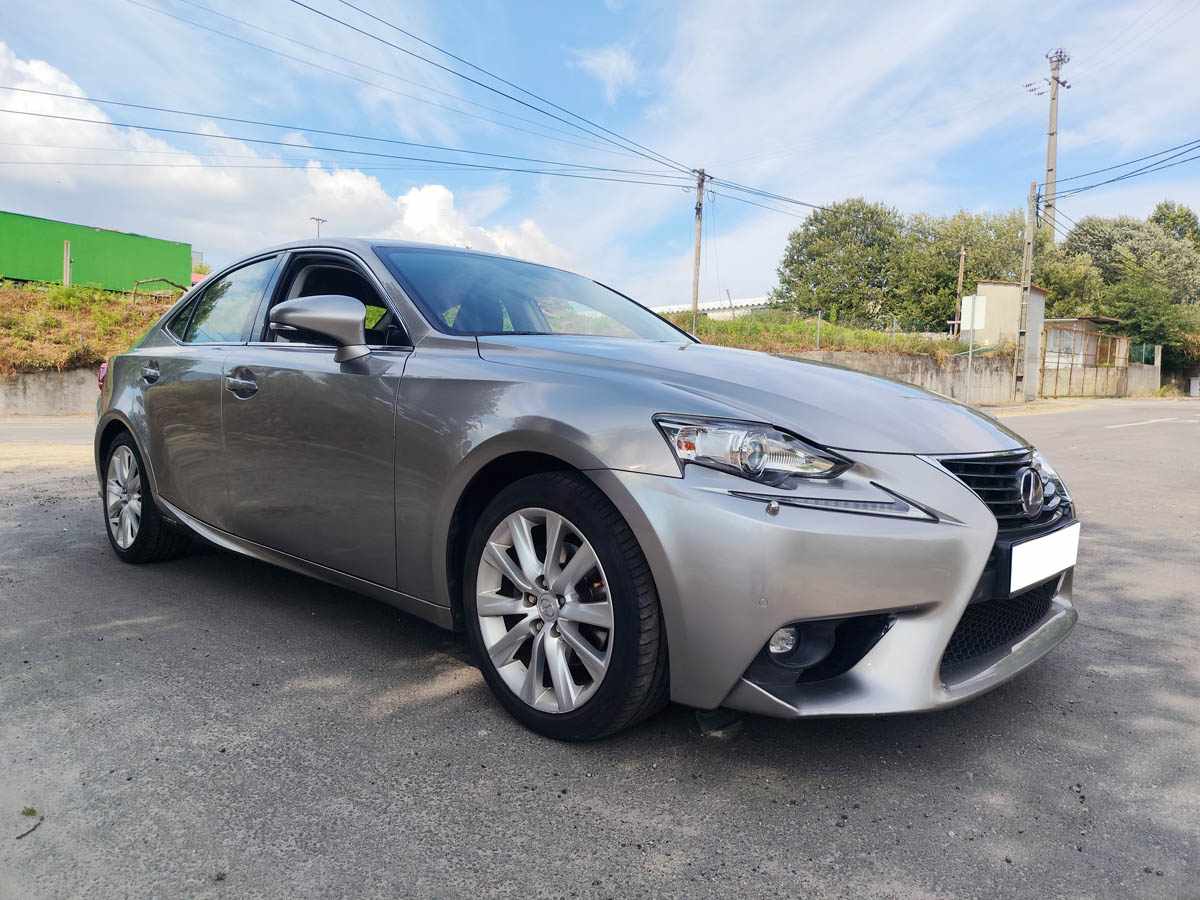lexus-is-300h-2016-gasolina-2494cc