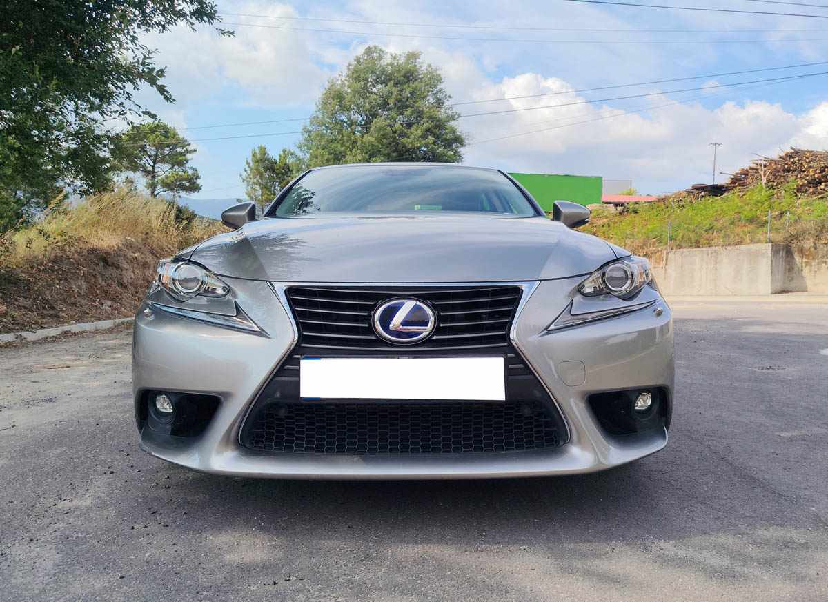 lexus-is-300h-2016-gasolina-2494cc
