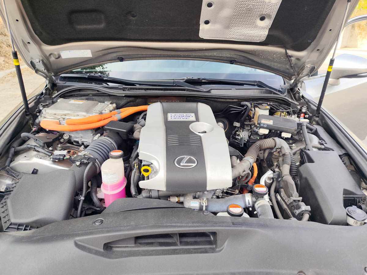 lexus-is-300h-2016-gasolina-2494cc