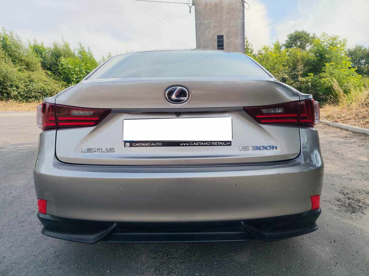lexus-is-300h-2016-gasolina-2494cc