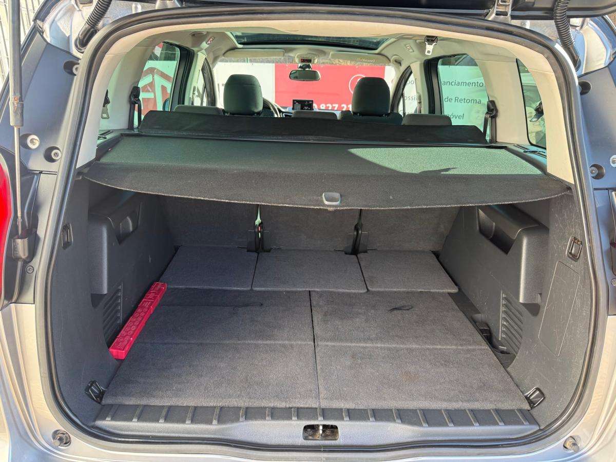 peugeot-5008-2016-diesel-1560cc