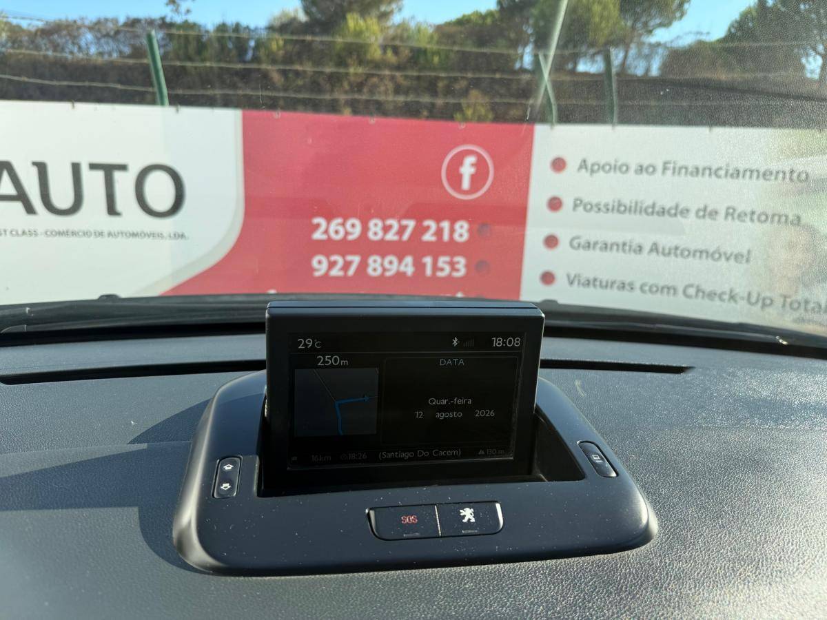 peugeot-5008-2016-diesel-1560cc