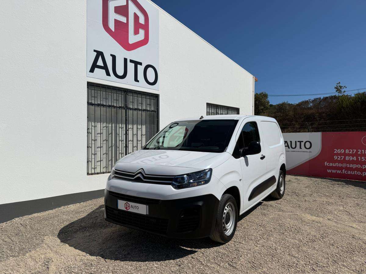 citroen-berlingo-2023-diesel-1499cc