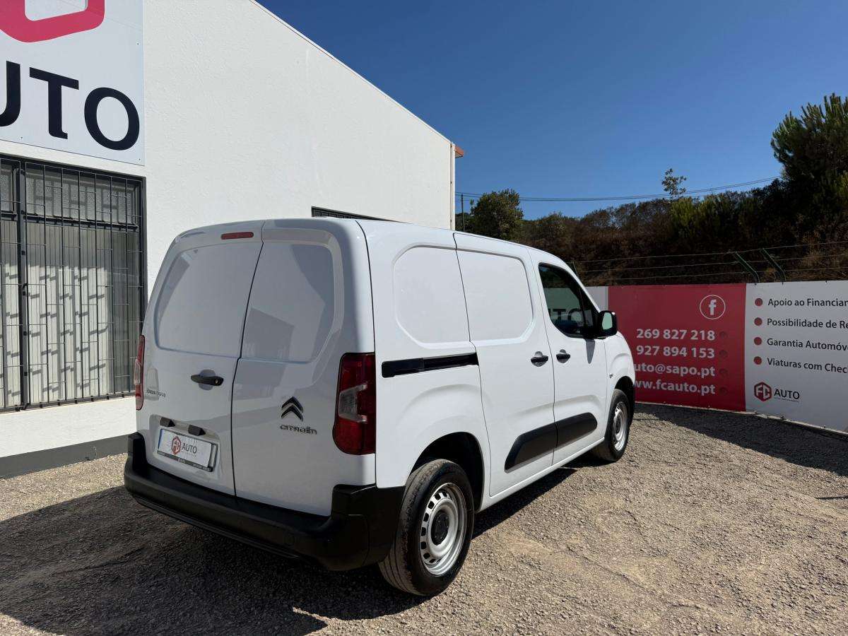 citroen-berlingo-2023-diesel-1499cc
